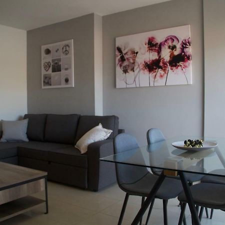 L&P Comfort Luxury House Vecindario  Buitenkant foto