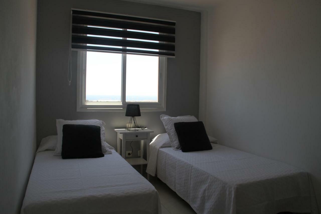 L&P Comfort Luxury House Vecindario  Buitenkant foto