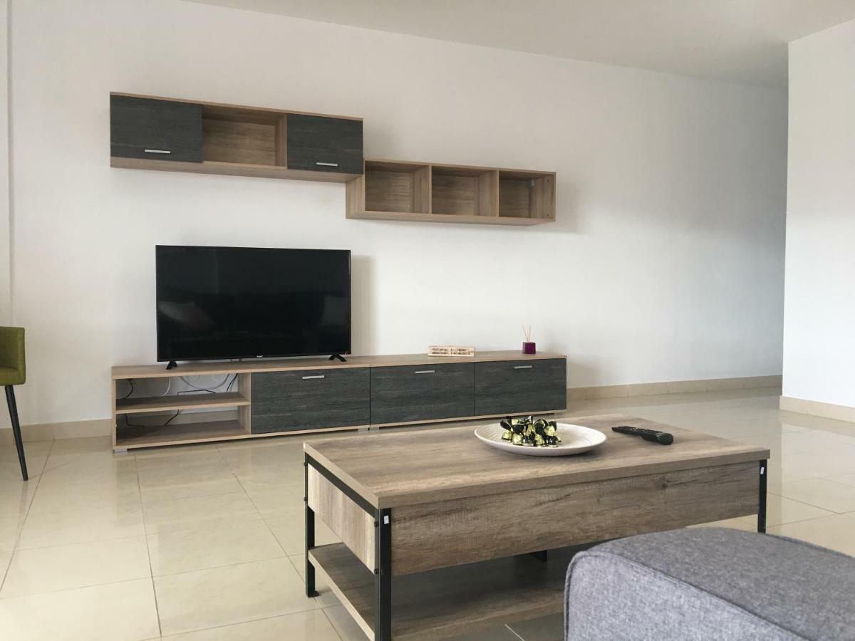 L&P Comfort Luxury House Vecindario  Buitenkant foto
