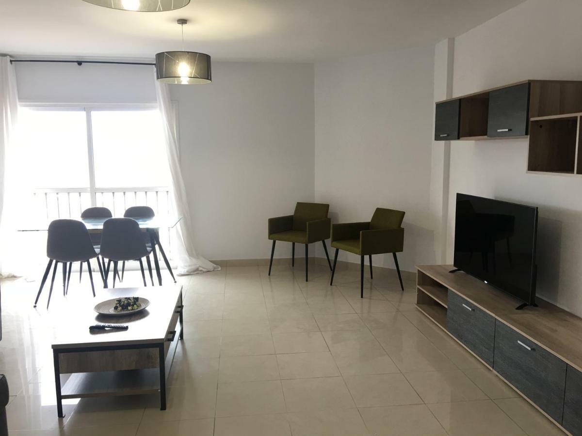 L&P Comfort Luxury House Vecindario  Buitenkant foto