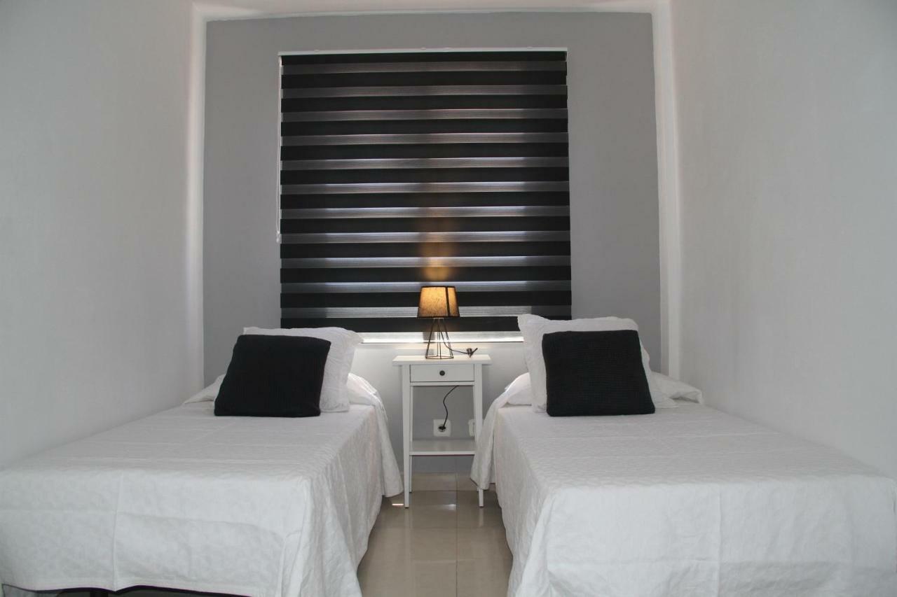 L&P Comfort Luxury House Vecindario  Buitenkant foto
