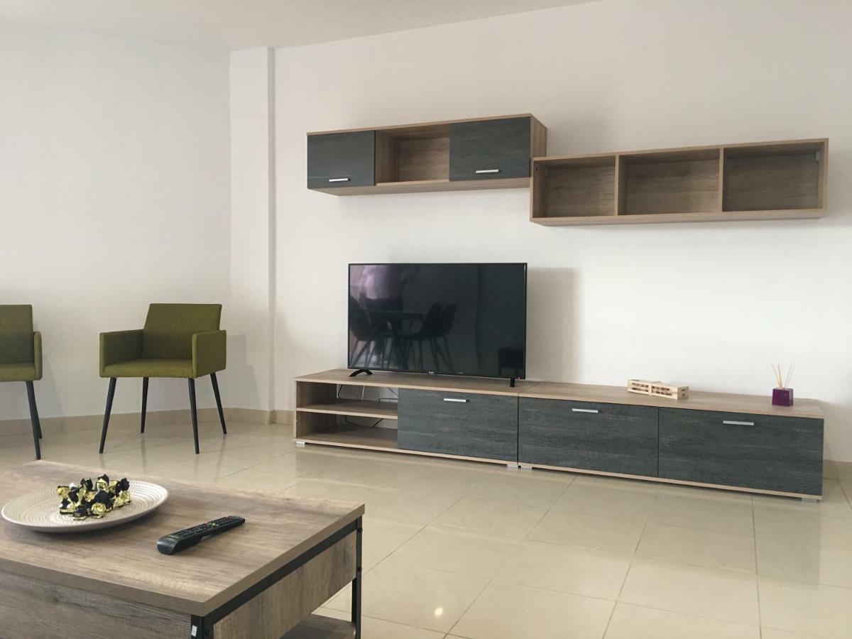 L&P Comfort Luxury House Vecindario  Buitenkant foto