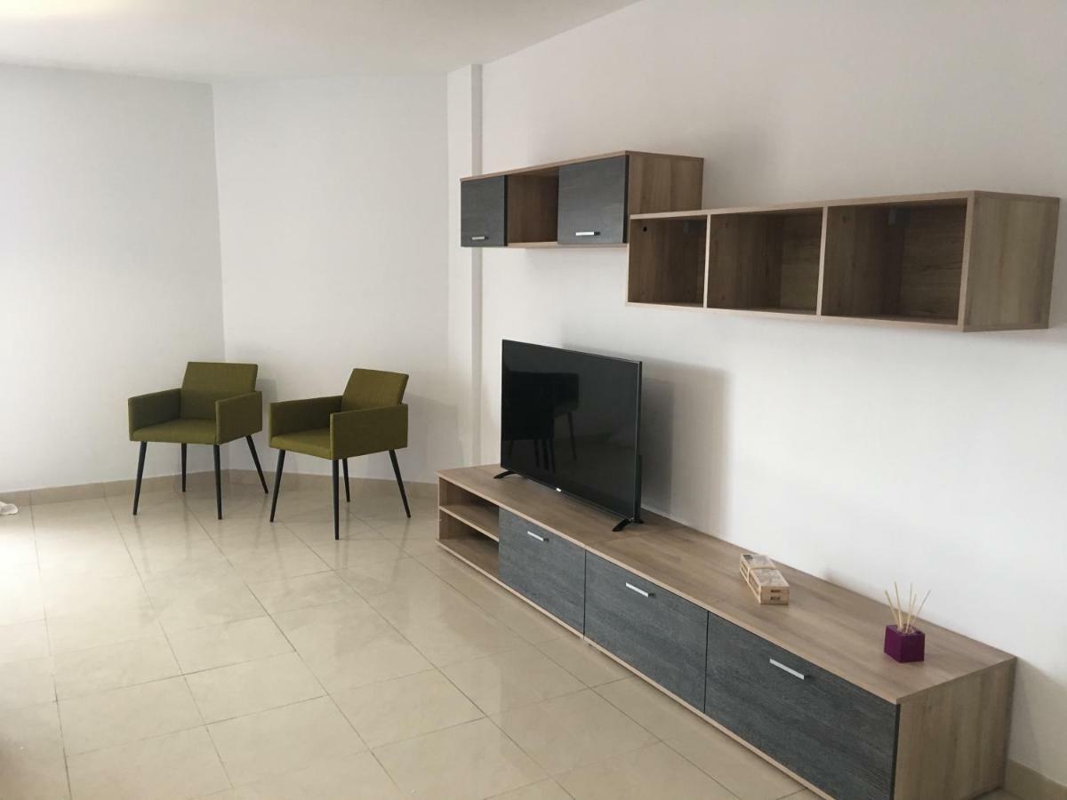 L&P Comfort Luxury House Vecindario  Buitenkant foto