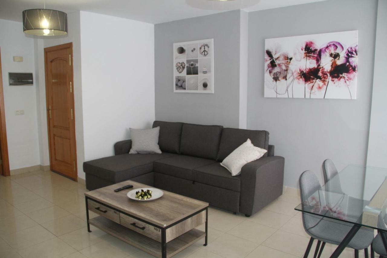 L&P Comfort Luxury House Vecindario  Buitenkant foto