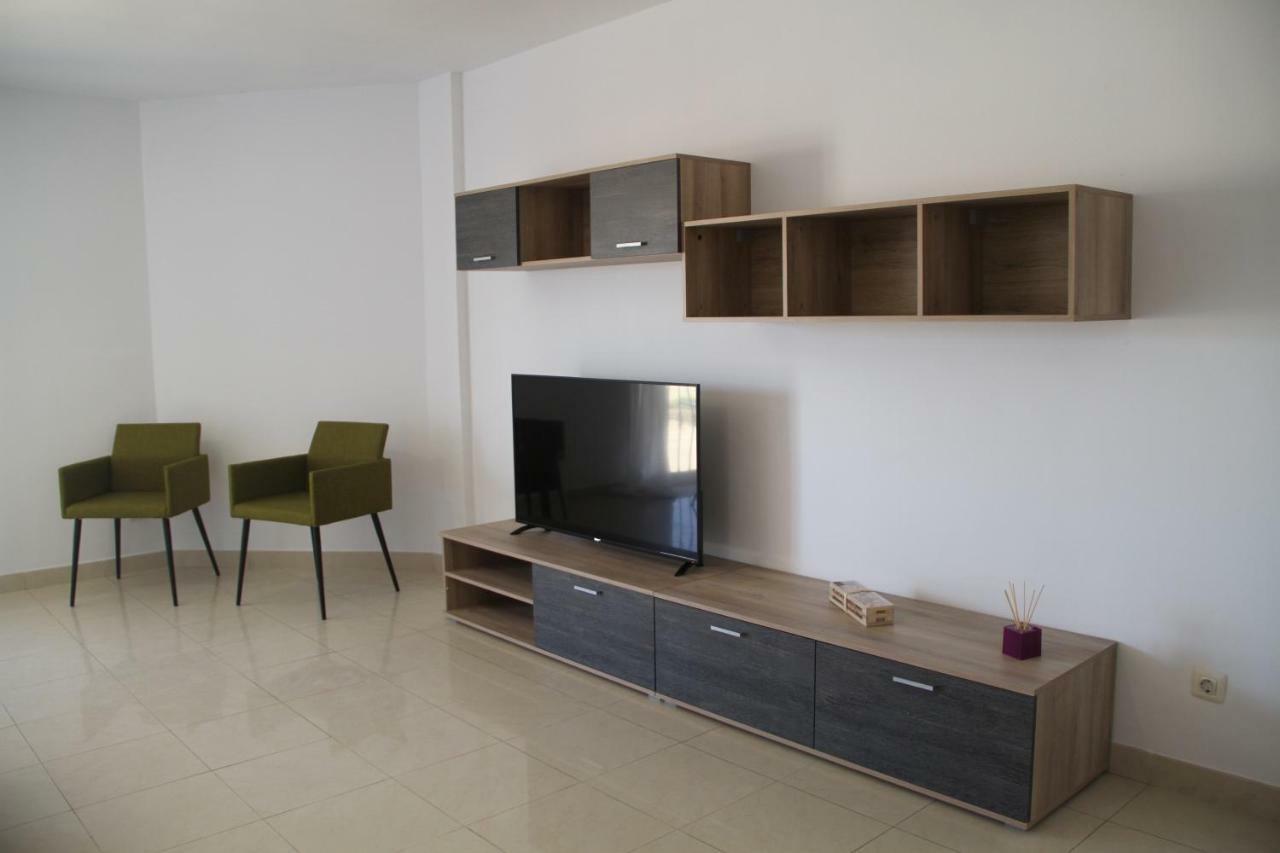 L&P Comfort Luxury House Vecindario  Buitenkant foto